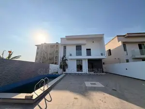 4bdrm House in Ashaley Botwe for sale