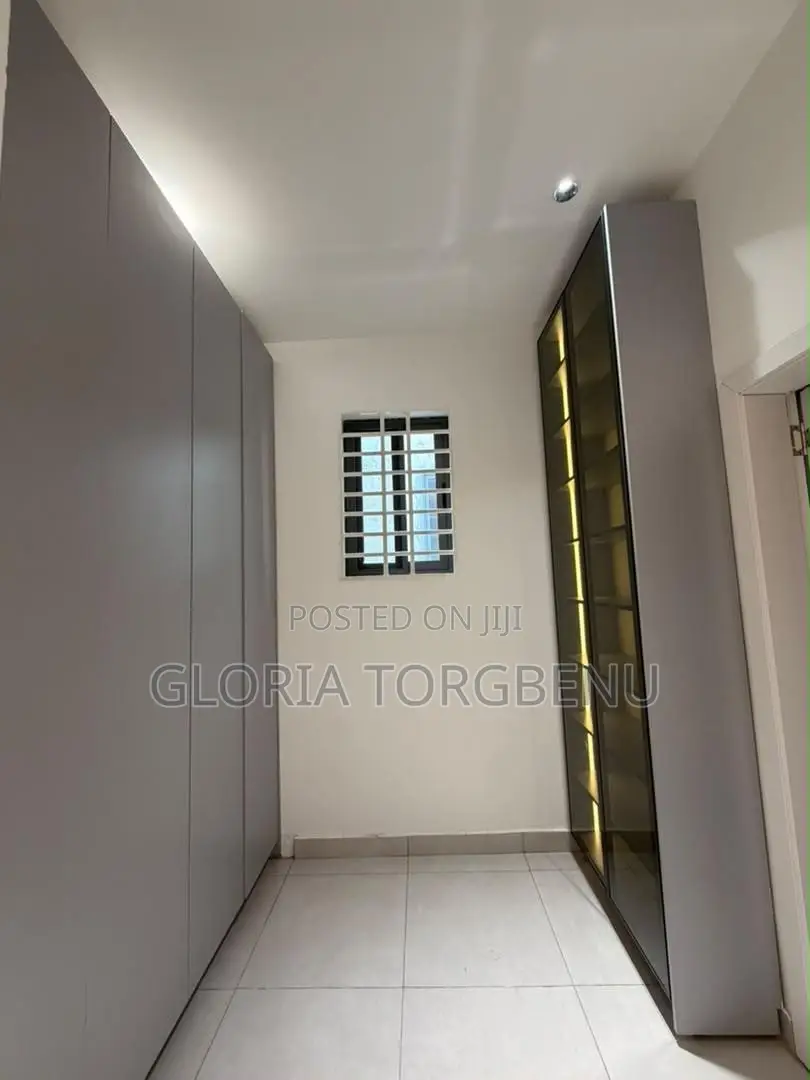 4bdrm House in Ashaley Botwe for sale
