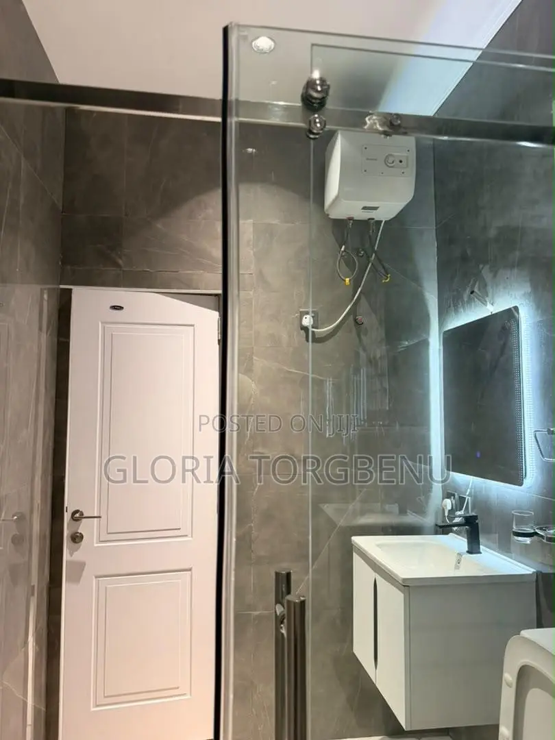 4bdrm House in Ashaley Botwe for sale