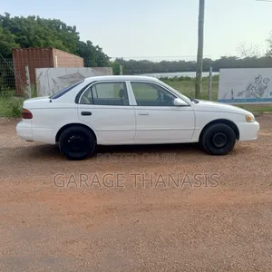 Toyota Corolla 1.8 Sedan Automatic 2002 White