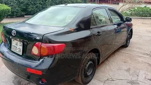 Toyota Corolla 2010 Black