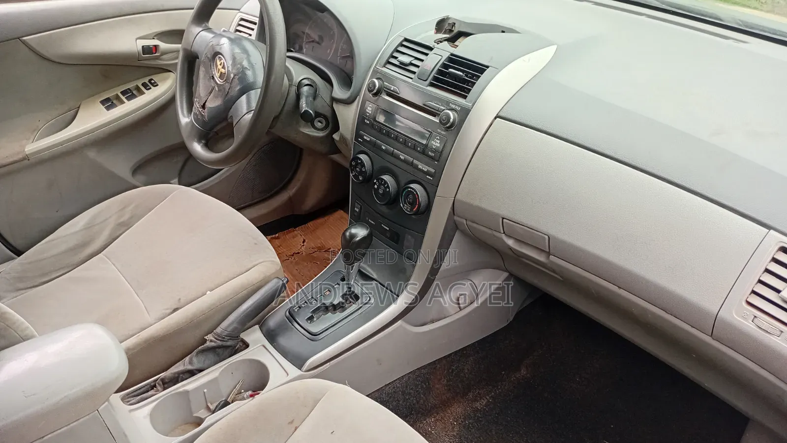 Toyota Corolla 2010 Black