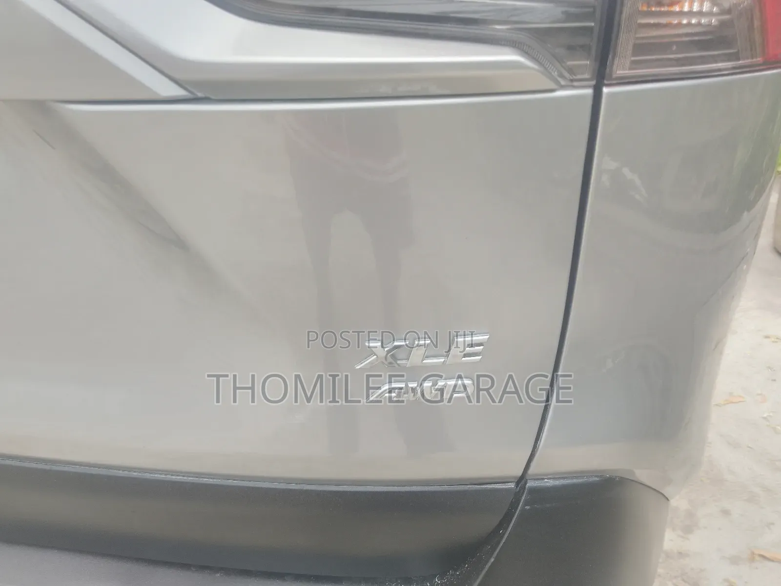 Toyota RAV4 XLE AWD 2023 Silver