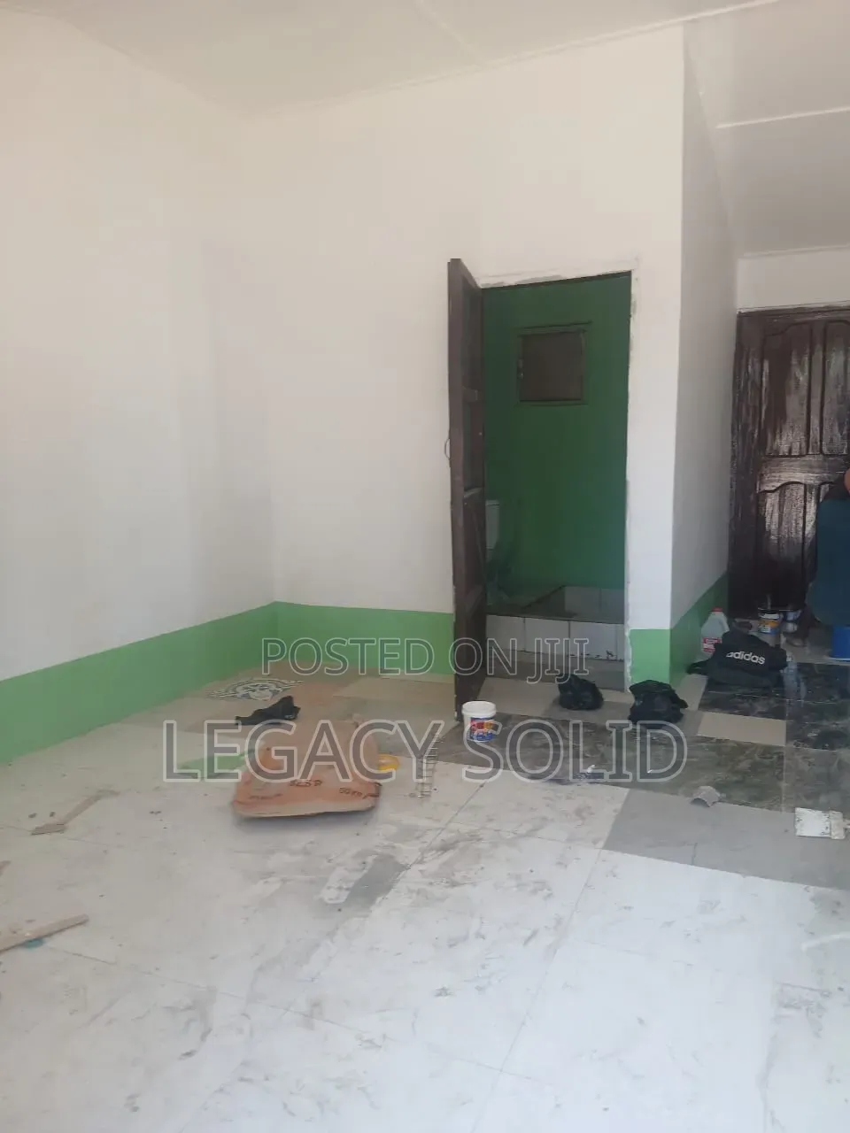 Studio Apartment in Legacy Solid Real, Baatsona Total for rent