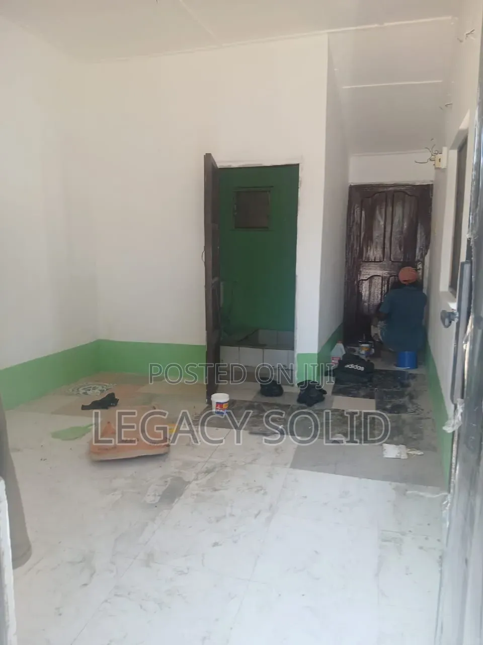 Studio Apartment in Legacy Solid Real, Baatsona Total for rent