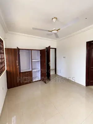 3bdrm Duplex in Oak Villa, Abokobi for sale