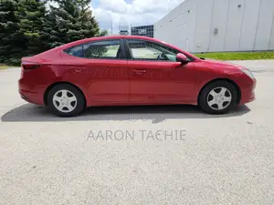 Hyundai Elantra SE 2019 Red