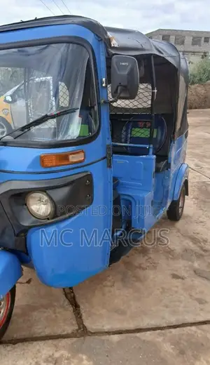Bajaj RE 2024 Blue