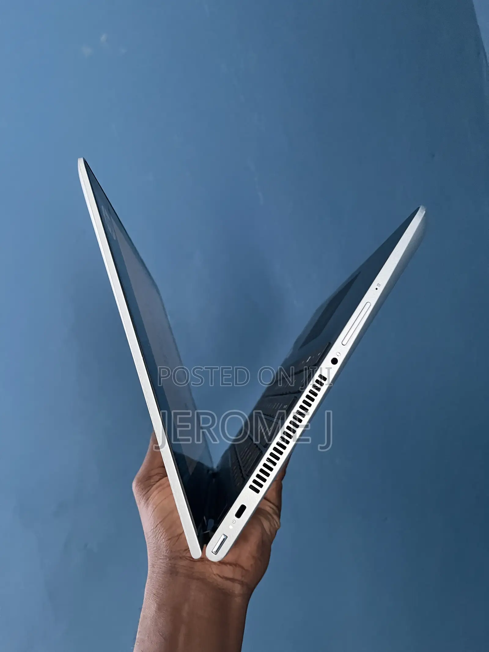 Laptop HP Pavilion x360 4GB Intel Core i3 SSD 128GB