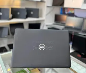 Laptop Dell Inspiron 15 8GB AMD A8 HDD+SSD 500GB