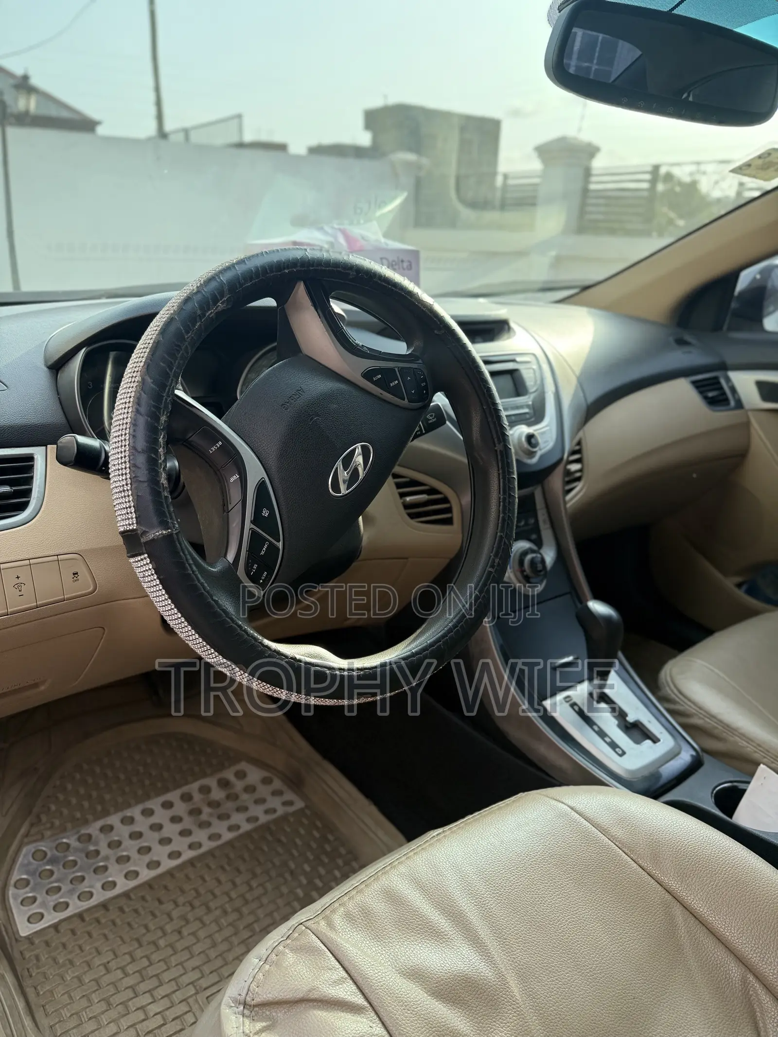 Hyundai Elantra 2013 White