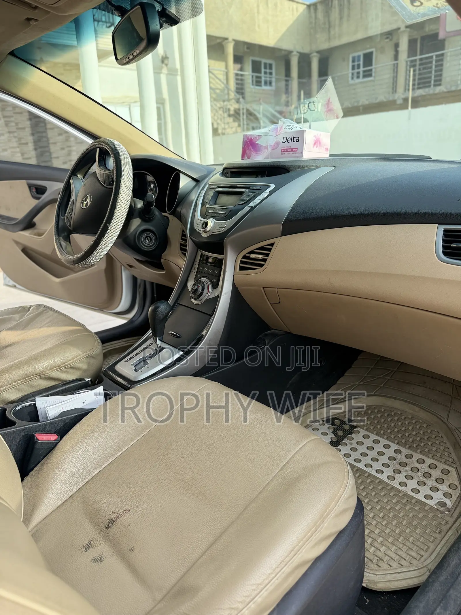 Hyundai Elantra 2013 White