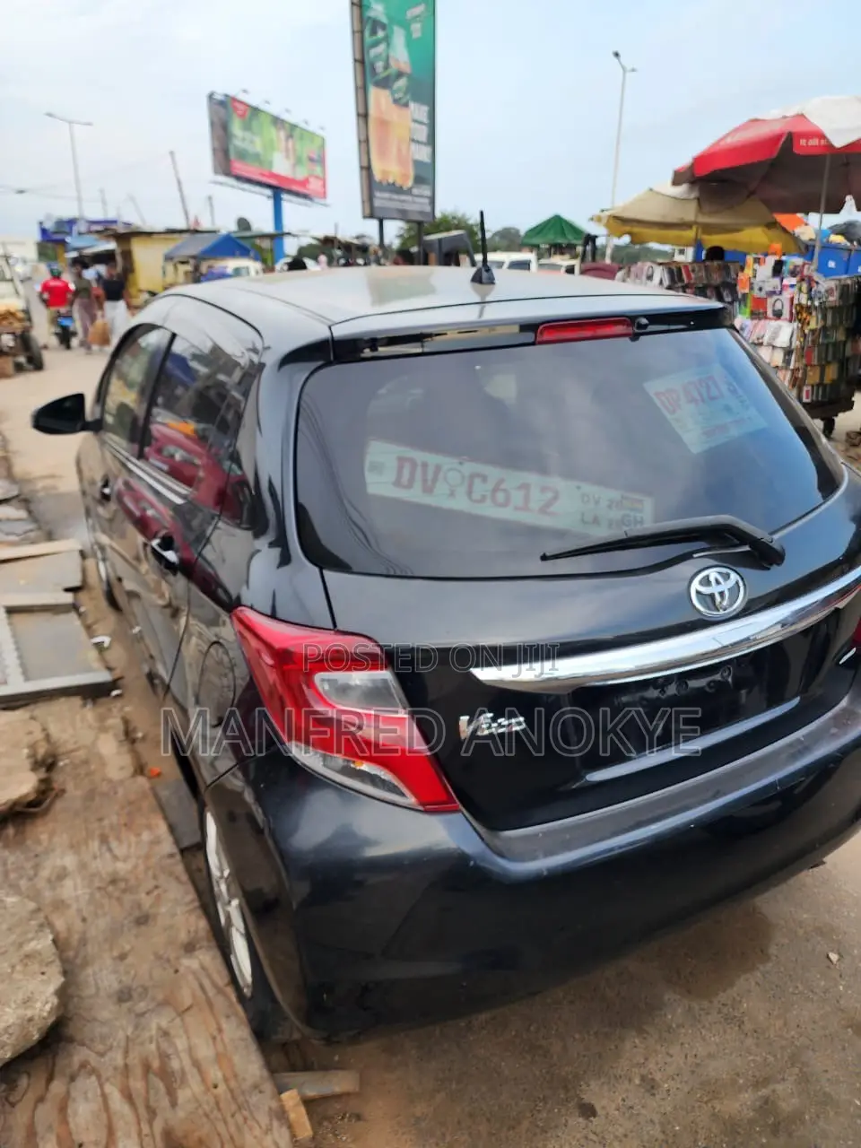 Toyota Vitz 2015 Black