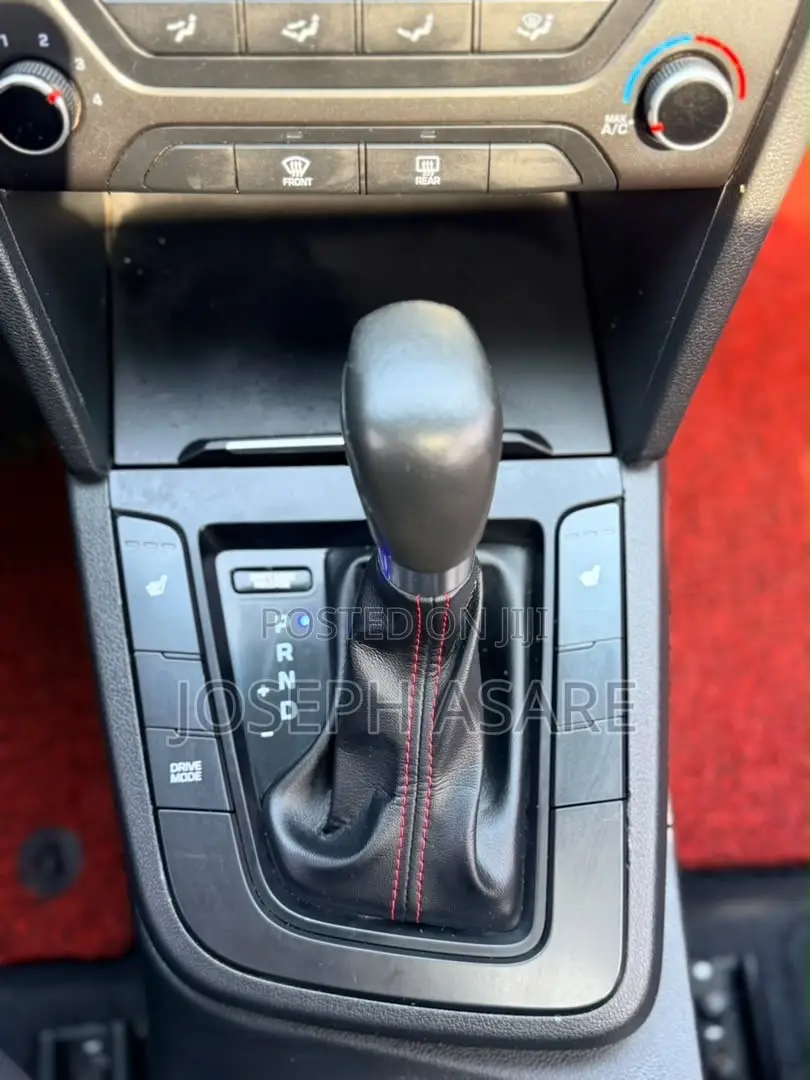 Hyundai Avante 2017 White
