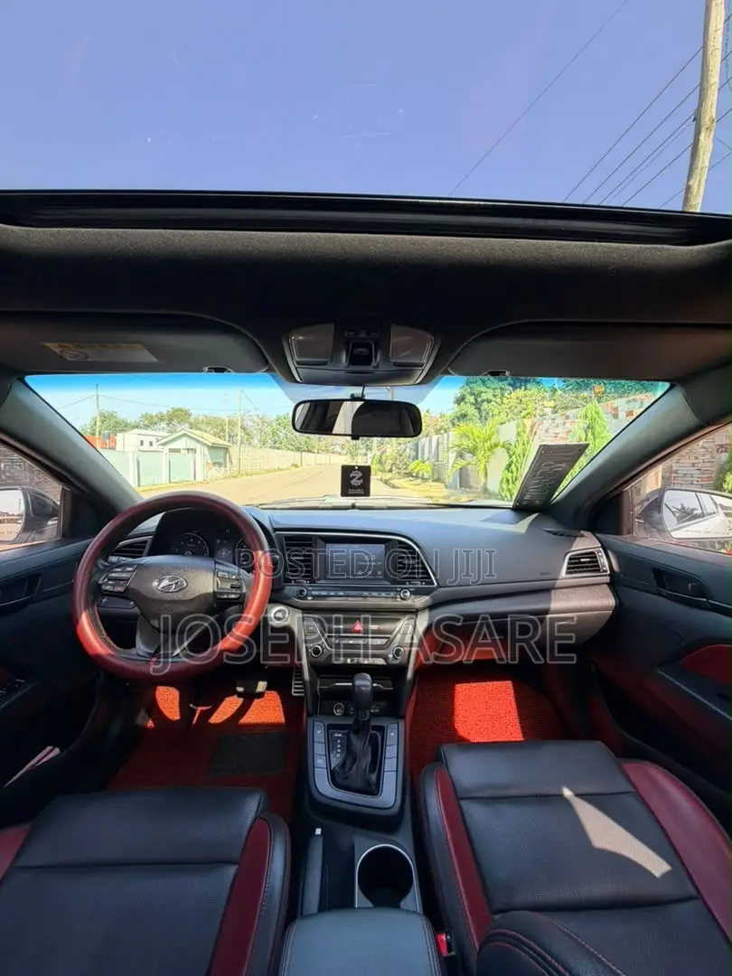 Hyundai Avante 2017 White