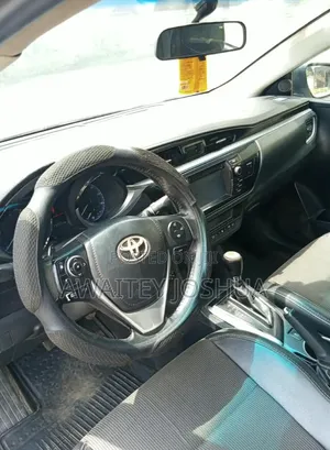 Toyota Corolla 2016 Silver