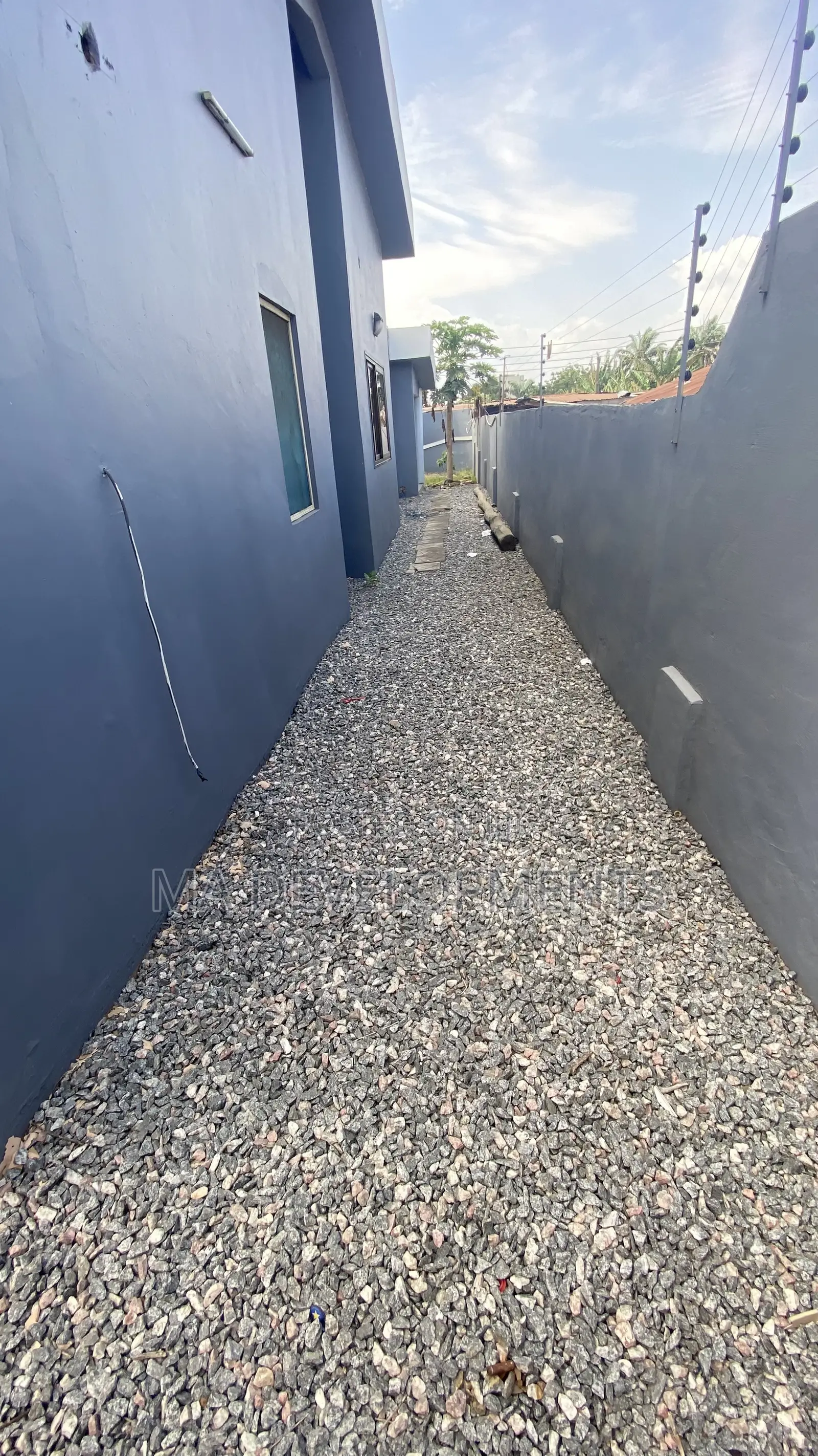 7 Bedroom House Commercial Space for Rent at Achimota
