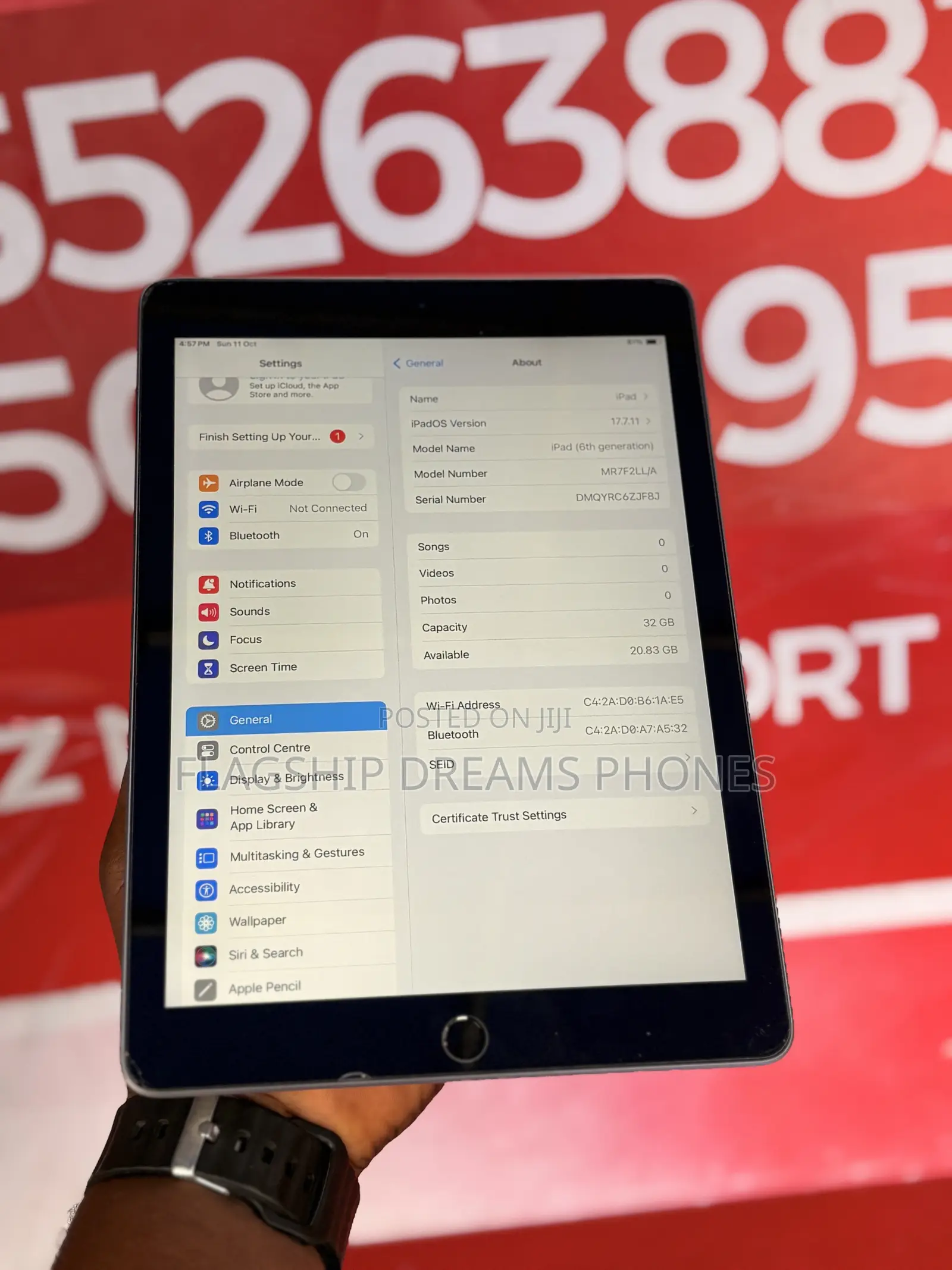 Apple iPad 9.7 32 GB Gray
