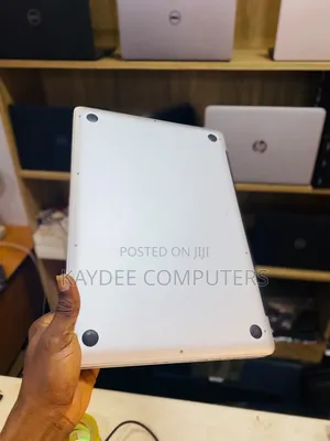 Laptop Apple MacBook 2010 8GB Intel Core i7 SSD 256GB