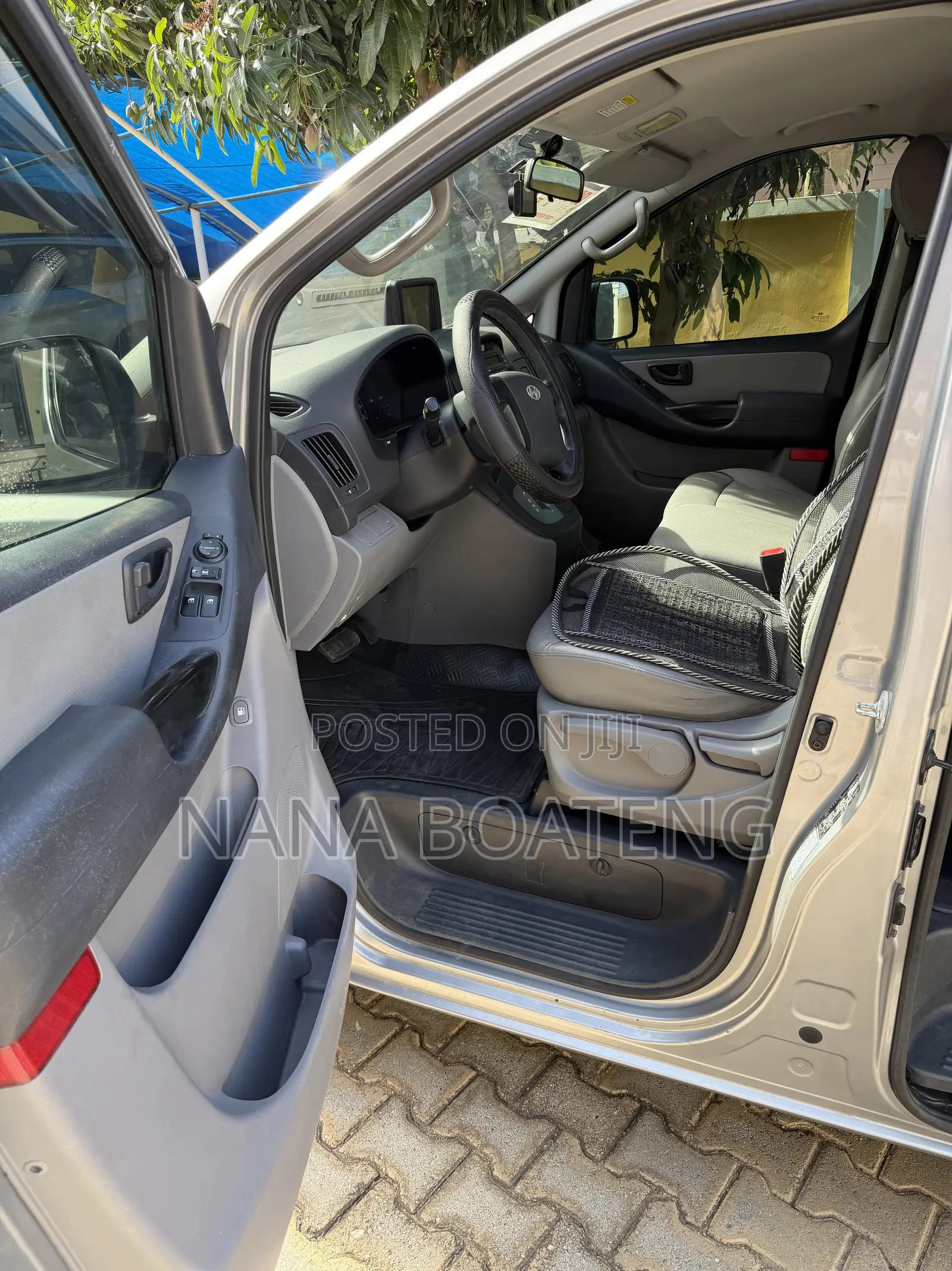 Hyundai Starex 2015 Grey