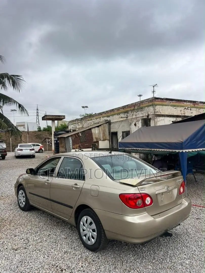 Toyota Corolla 2008 Brown