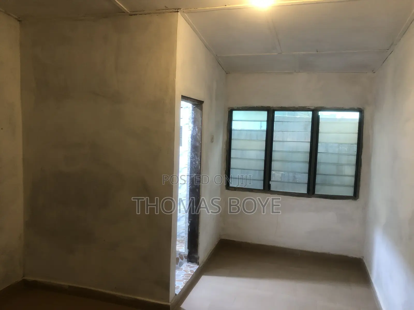 Furnished 1bdrm Room & Parlour in Official Town for rent