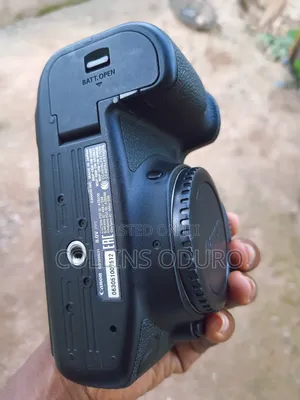 Canon 6D Mark 2