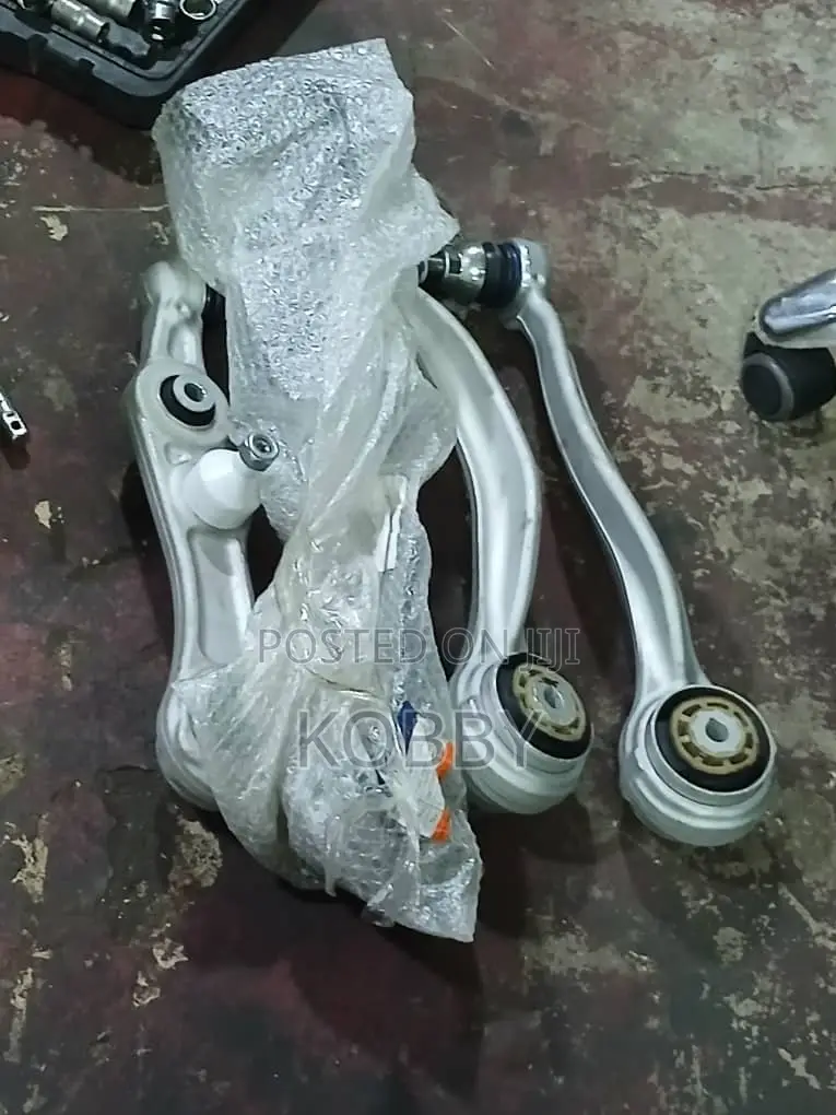 Benz C300/ W250 Lower Arm / Control Arm Brand