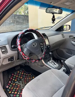 Toyota Corolla 2010 Red