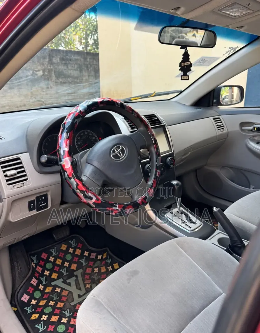 Toyota Corolla 2010 Red