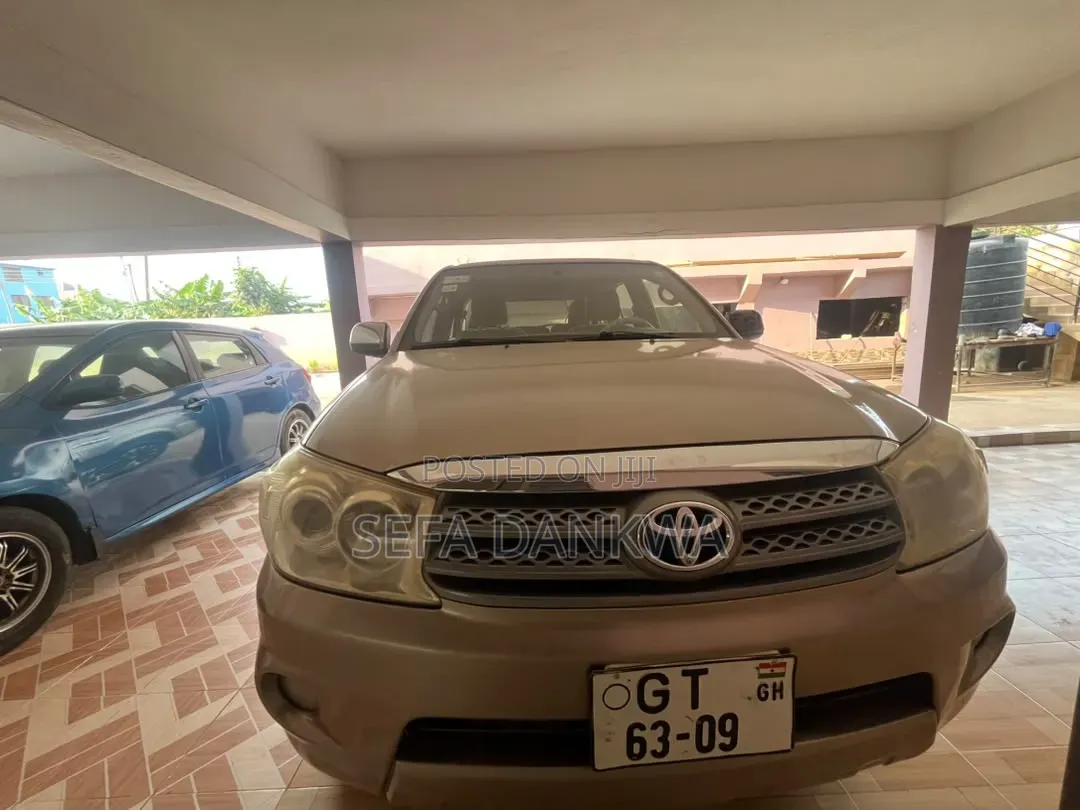 Toyota Fortuner 2.5 D AWD 2009 Gold