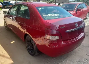 Toyota Yaris 2010 Red