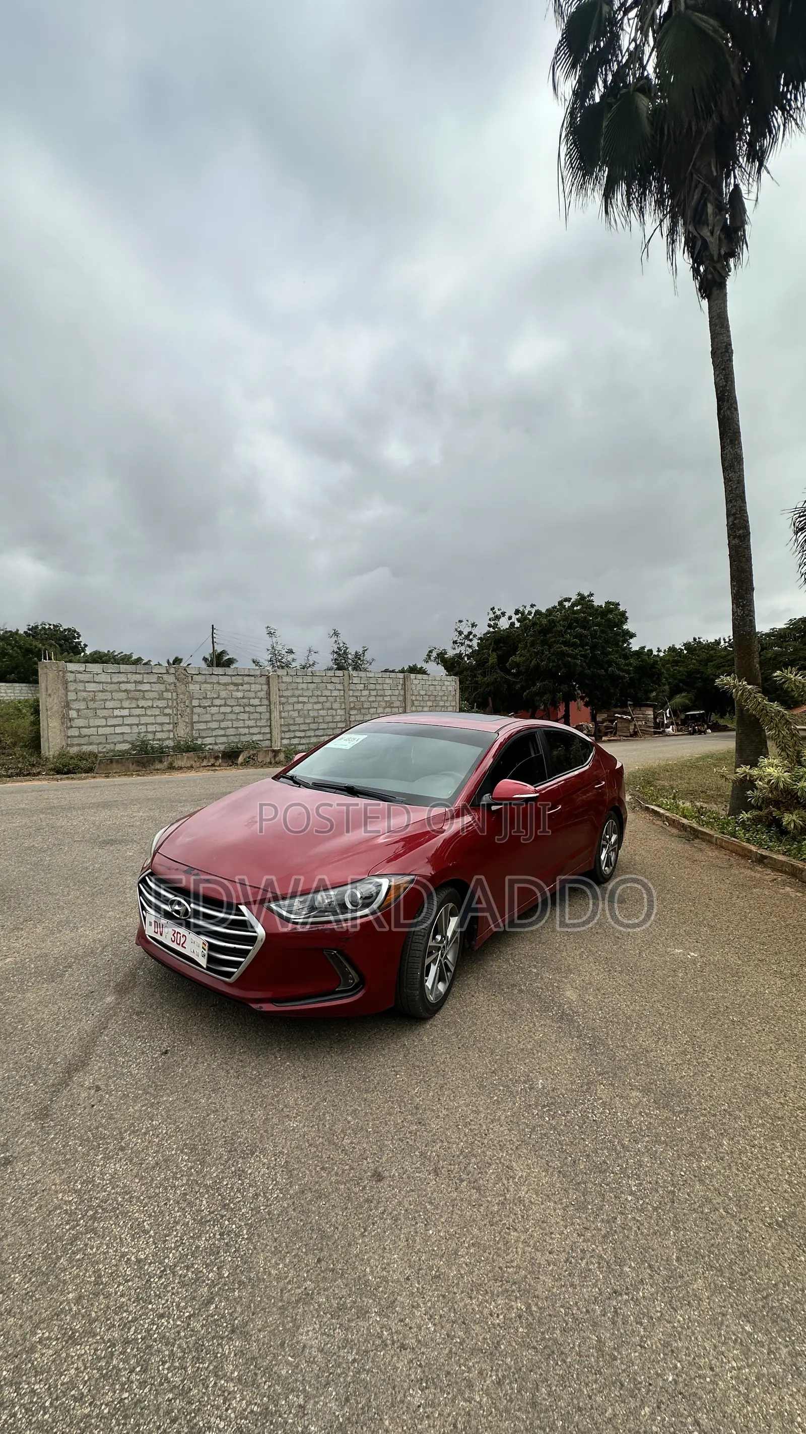 Hyundai Elantra Limited Sedan FWD (2.0L 4cyl 6A) 2017 Red