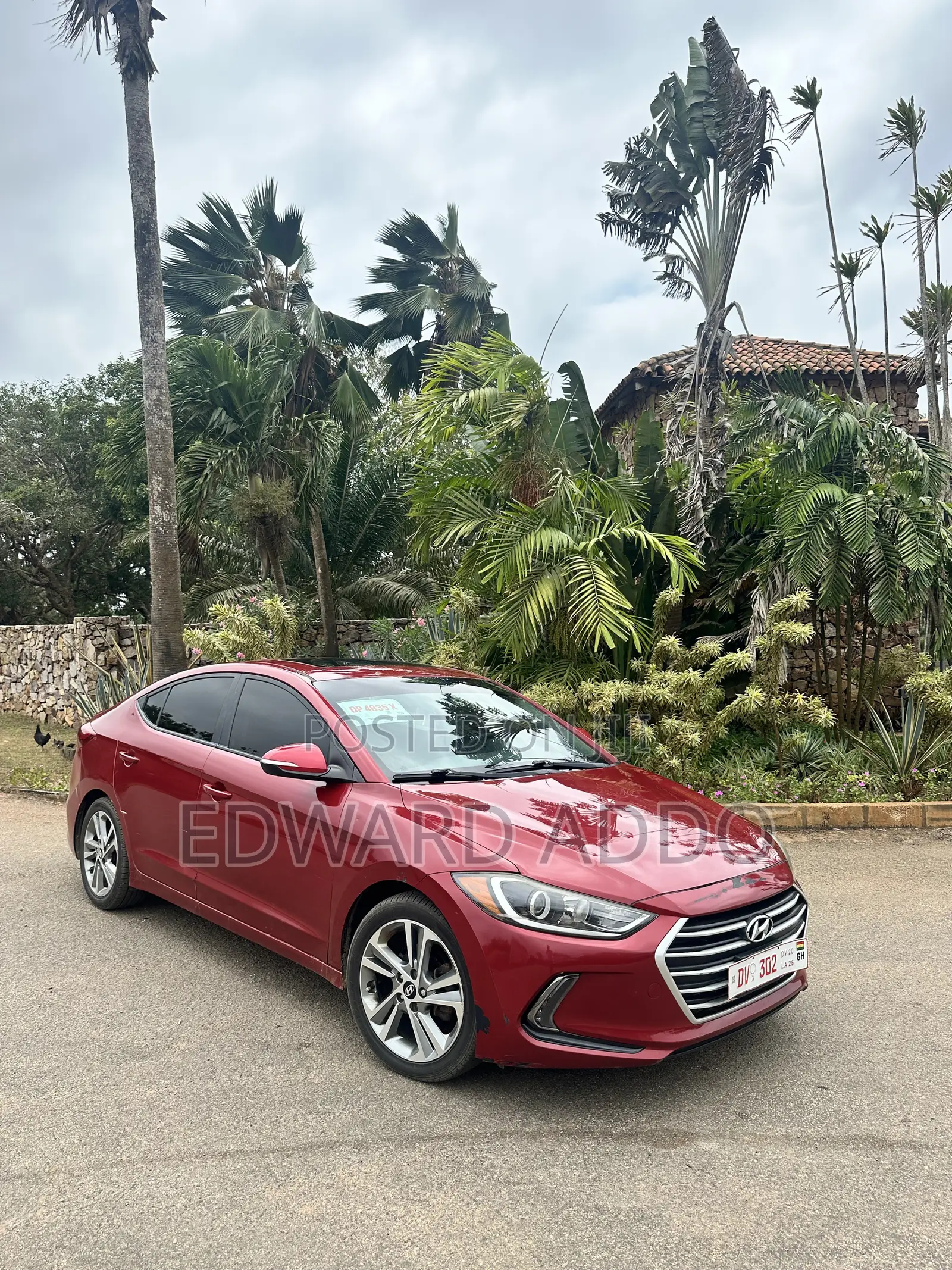 Hyundai Elantra Limited Sedan FWD (2.0L 4cyl 6A) 2017 Red