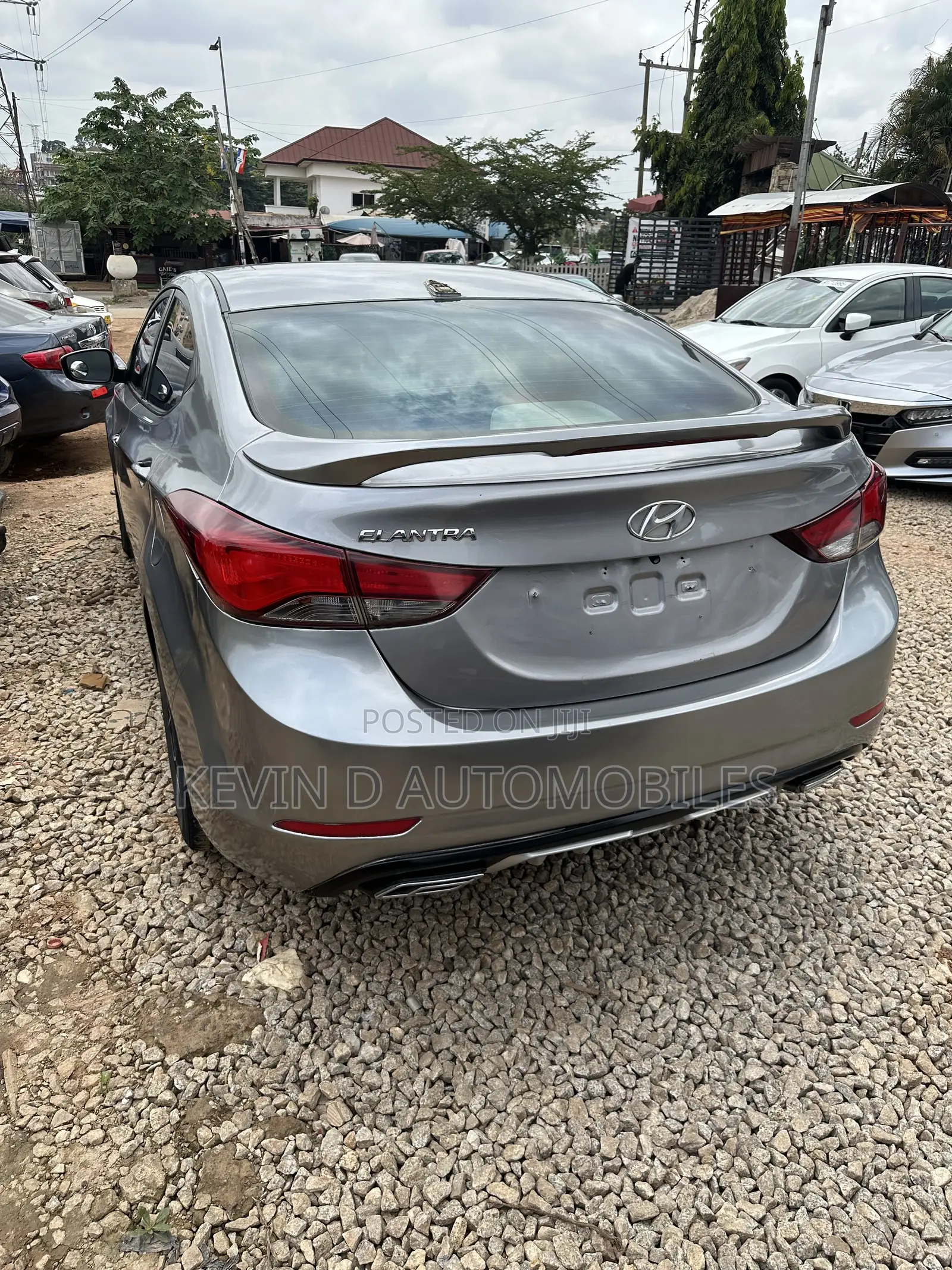 Hyundai Elantra SE 4dr Sedan (1.8L 4cyl 6A) 2015 Gray
