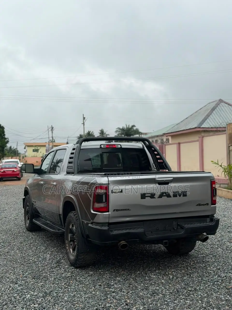 RAM 1500 2022 Gray