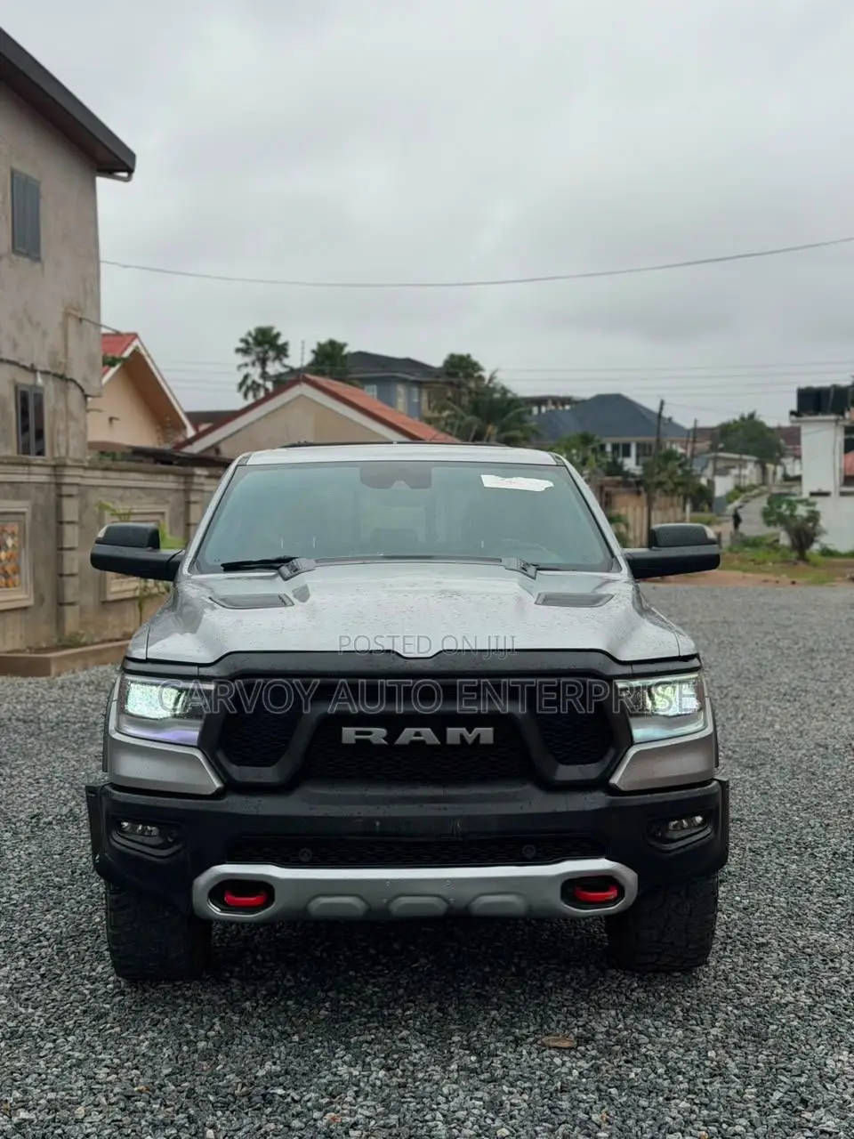 RAM 1500 2022 Gray