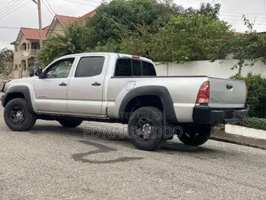 Toyota Tacoma 2014 Silver