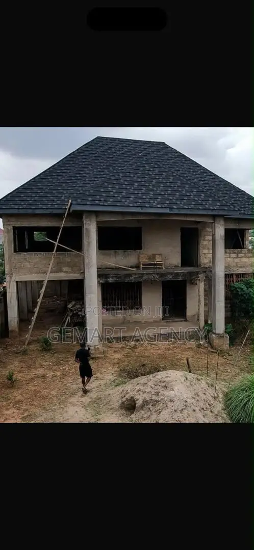 6bdrm House in Taifa Boga Junction for sale