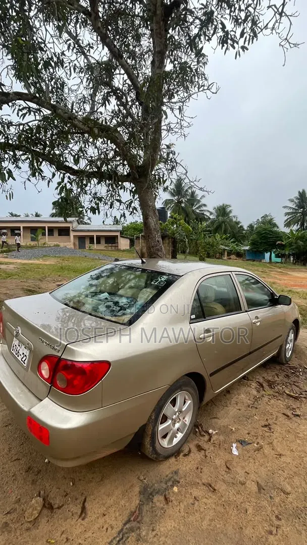 Toyota Corolla 2008 Gold