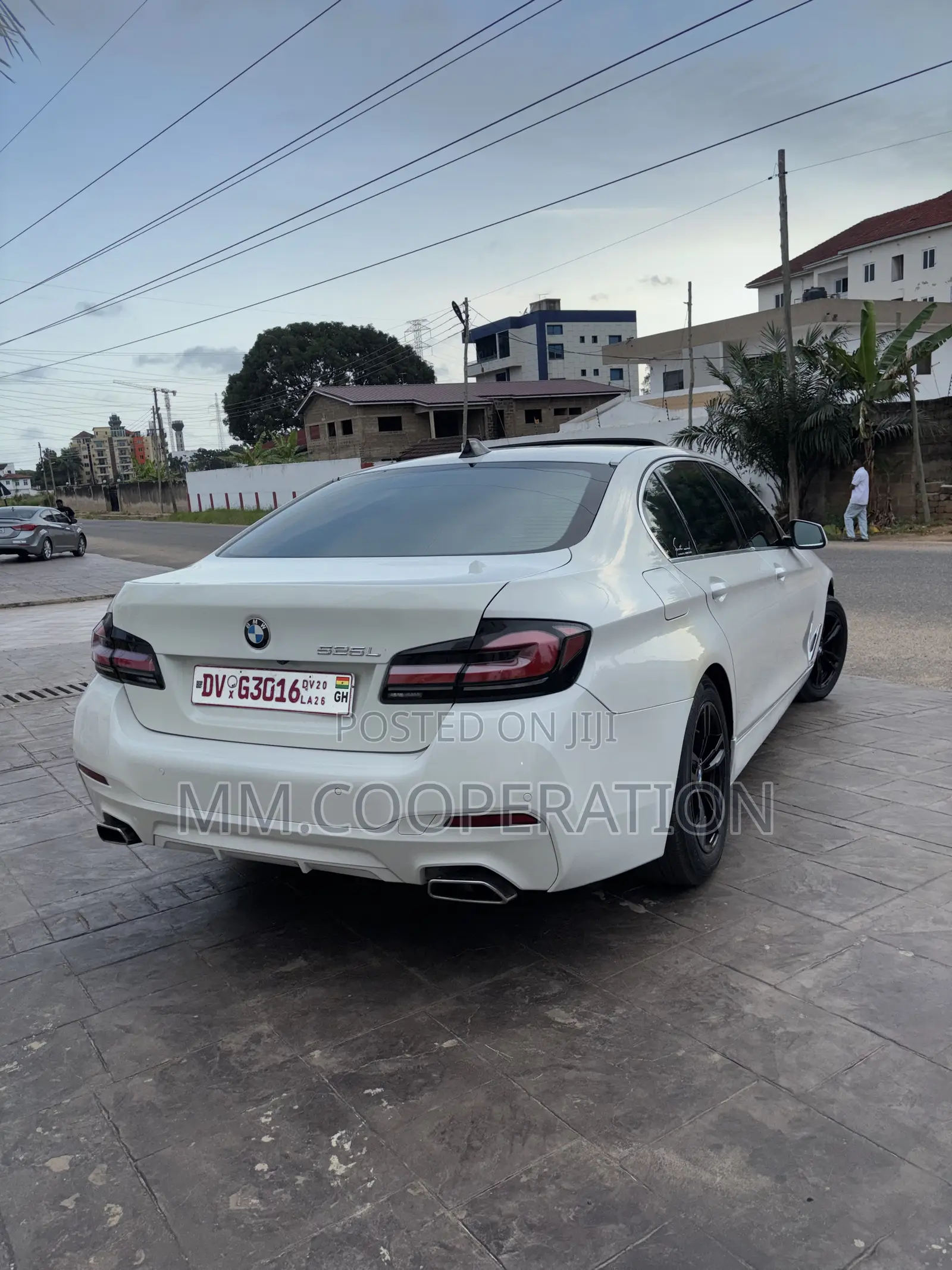 BMW 525i 2019 White