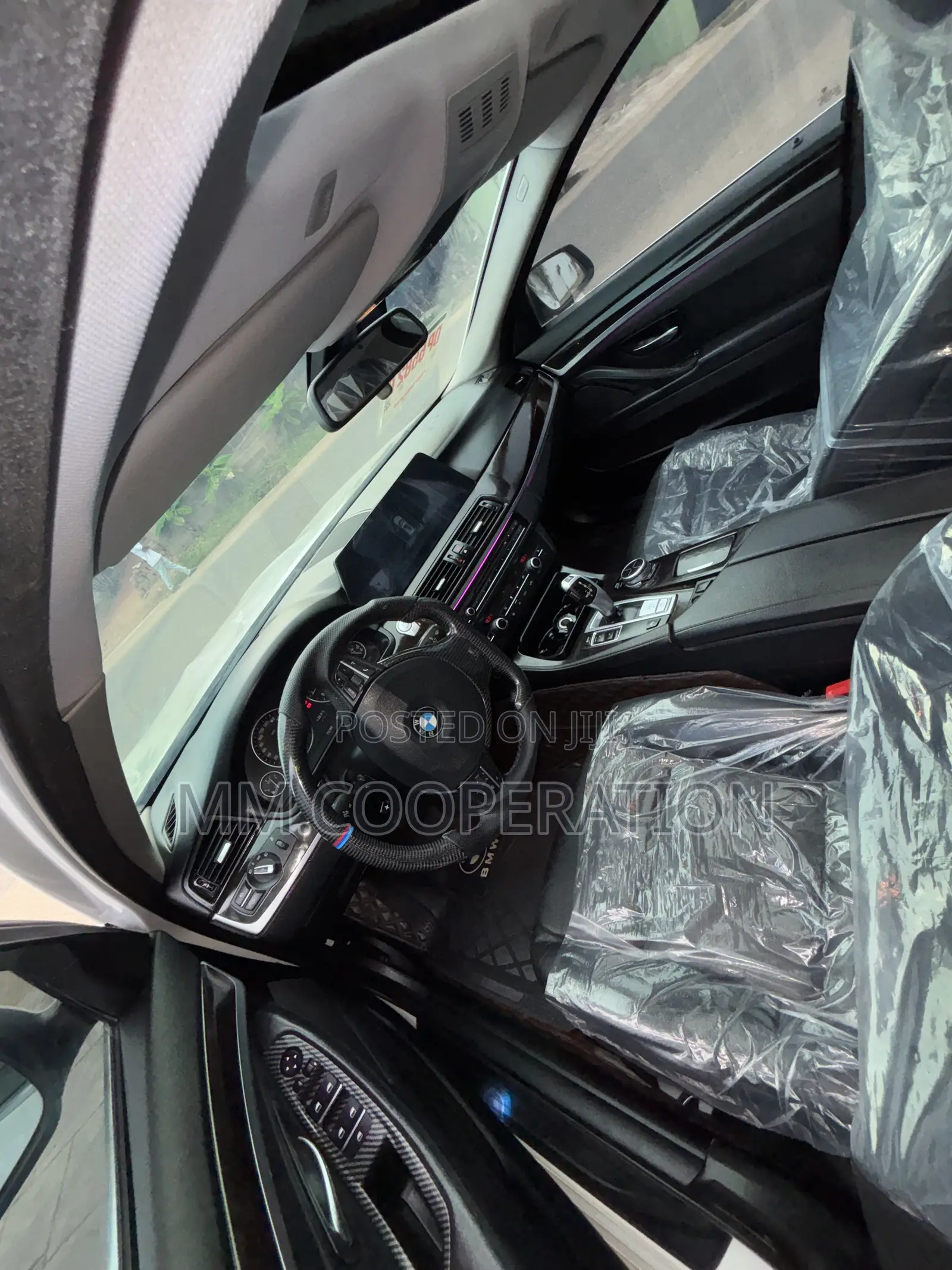 BMW 525i 2019 White