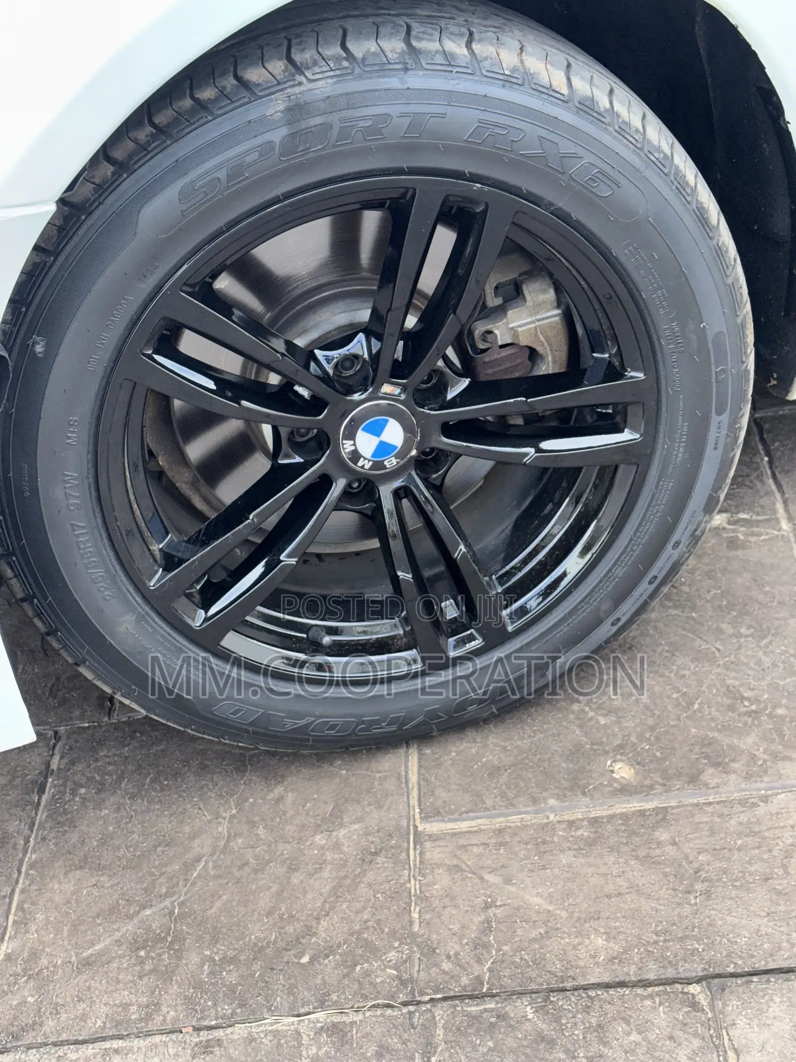 BMW 525i 2019 White
