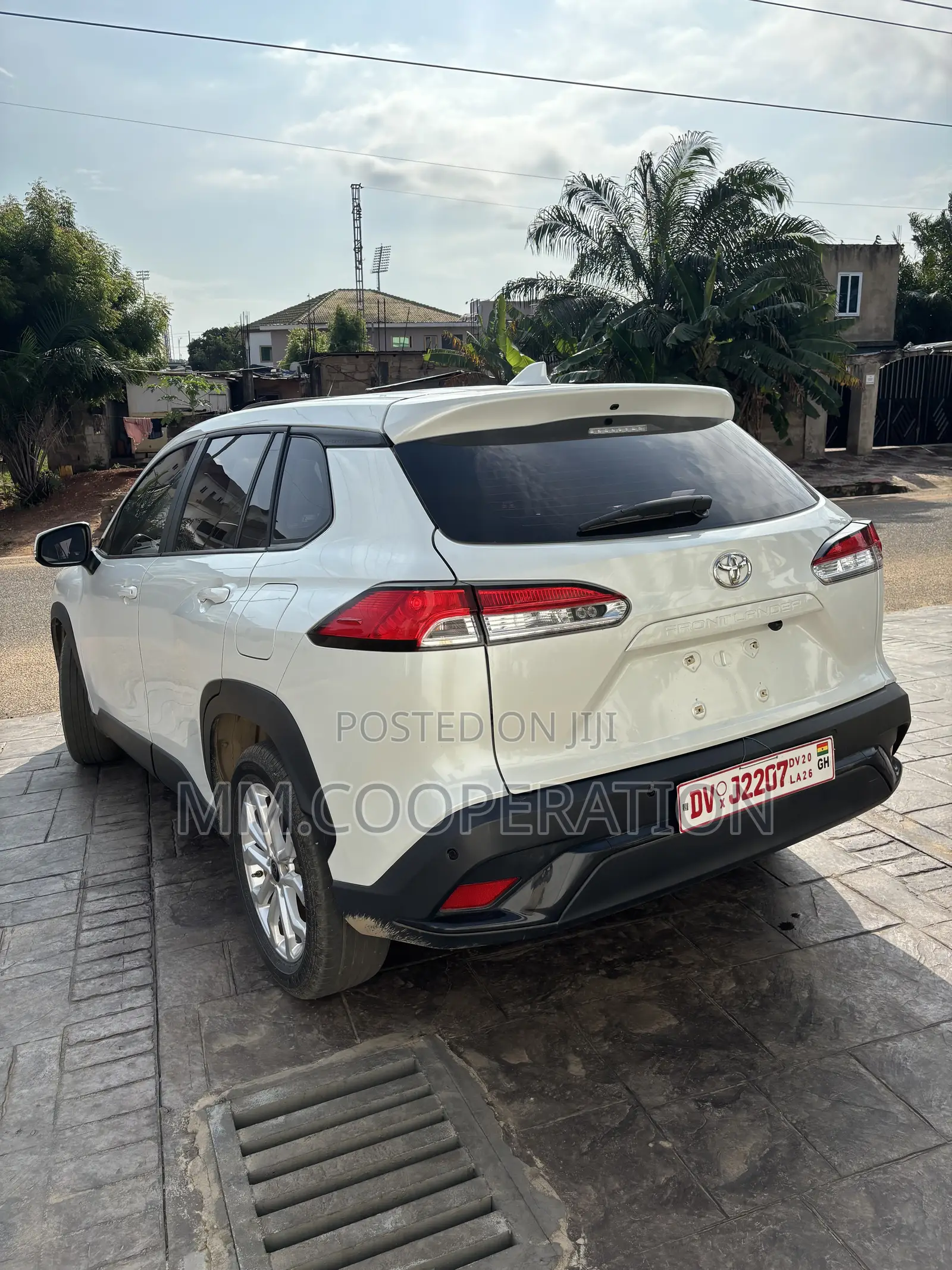 Toyota Frontlander 2.0 Hybrid FWD 2022 White