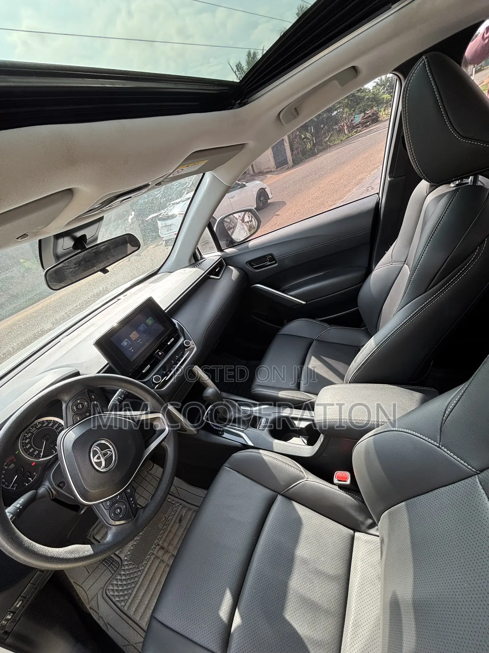 Toyota Frontlander 2.0 Hybrid FWD 2022 White