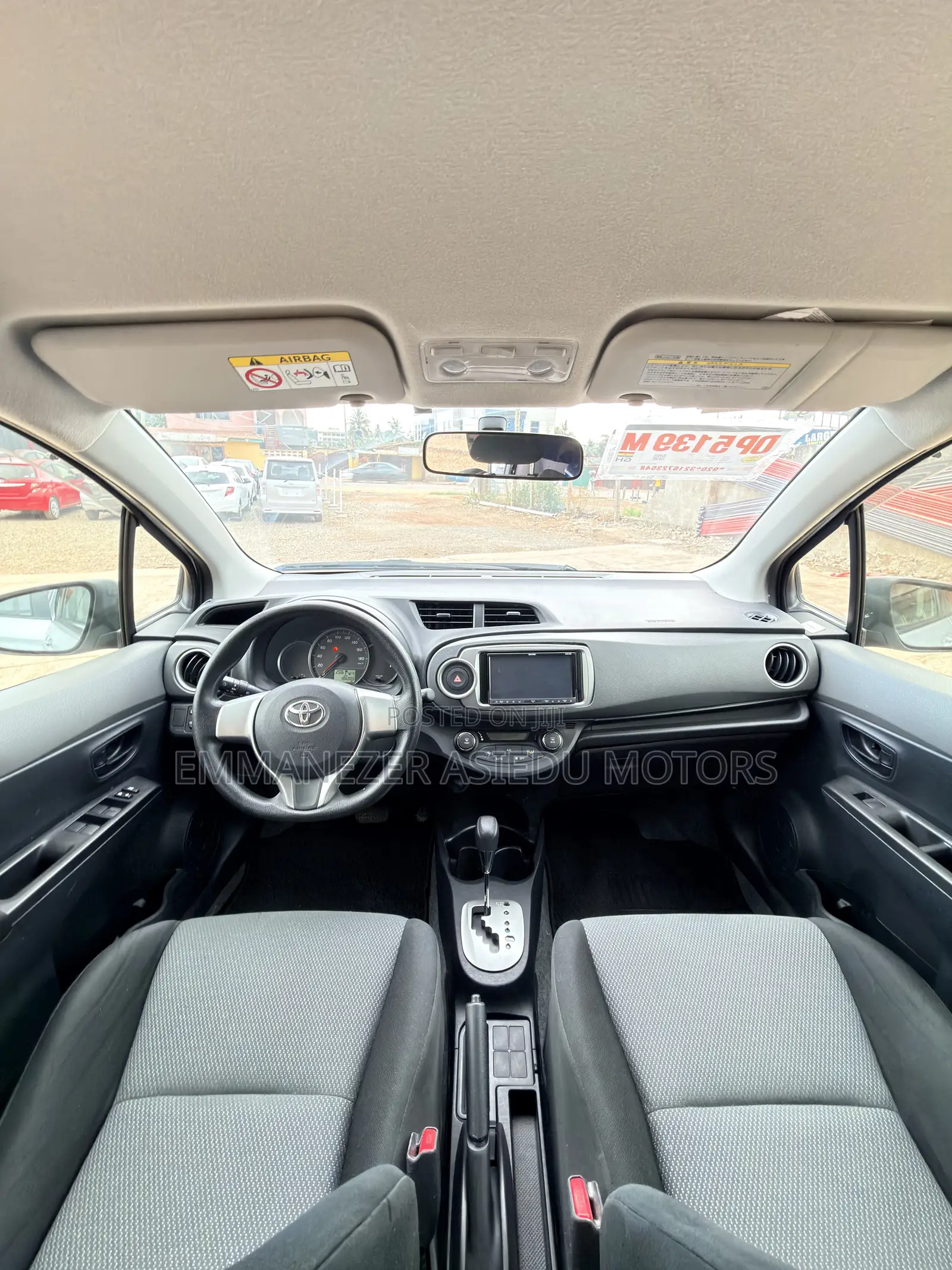 Toyota Vitz 1.3 FWD 5dr 2013 Silver