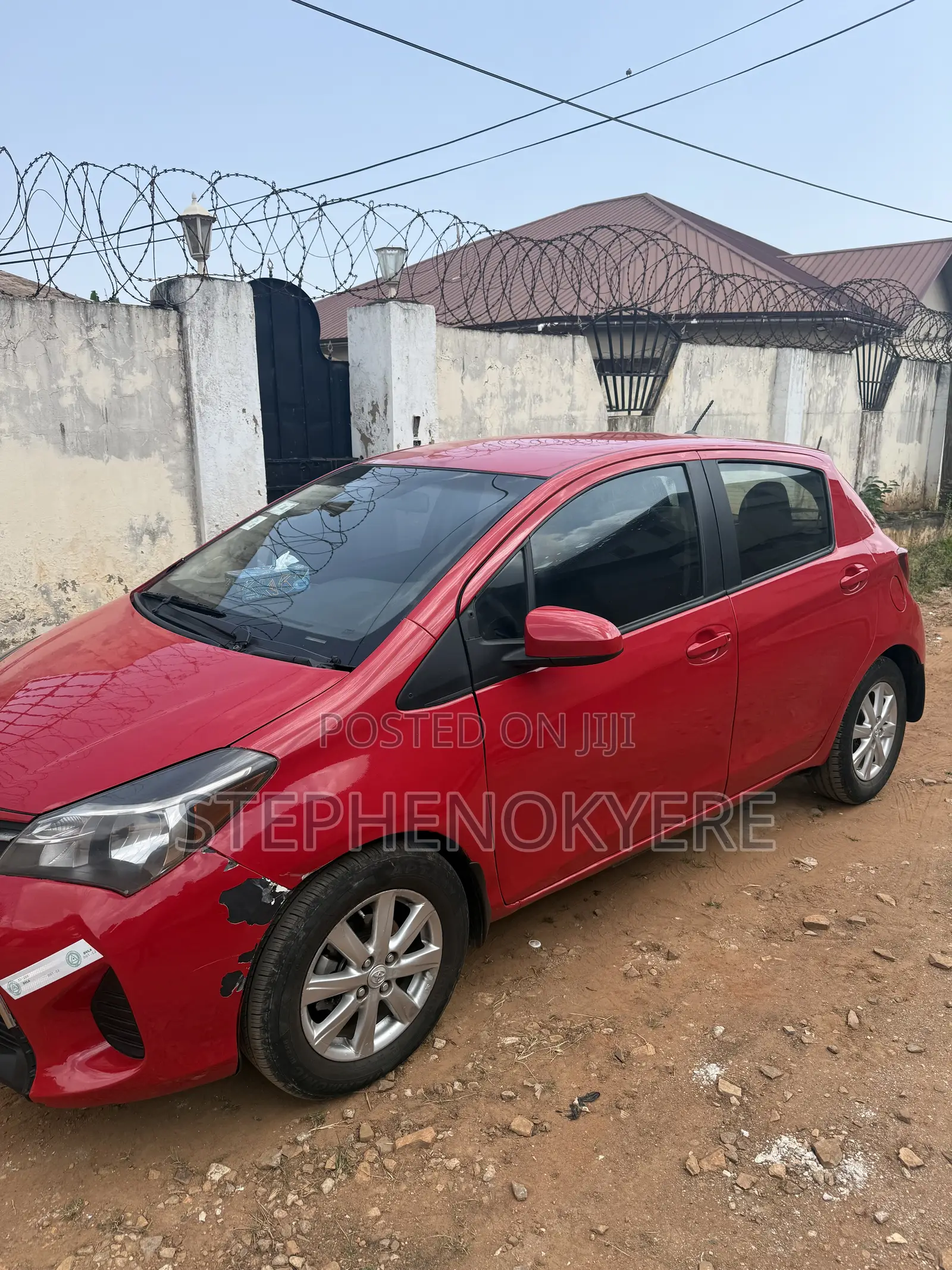 Toyota Yaris LE Hatchback 5dr 2016 Red