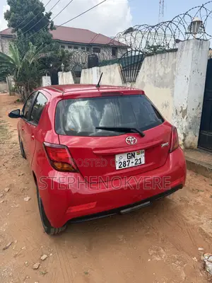 Toyota Yaris LE Hatchback 5dr 2016 Red