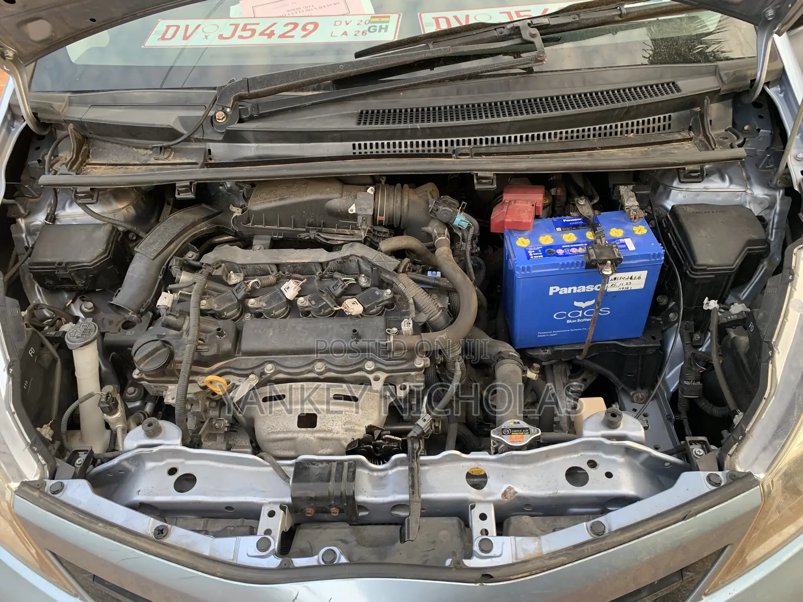 Toyota Vitz 1.3 AWD 5dr 2014 Blue