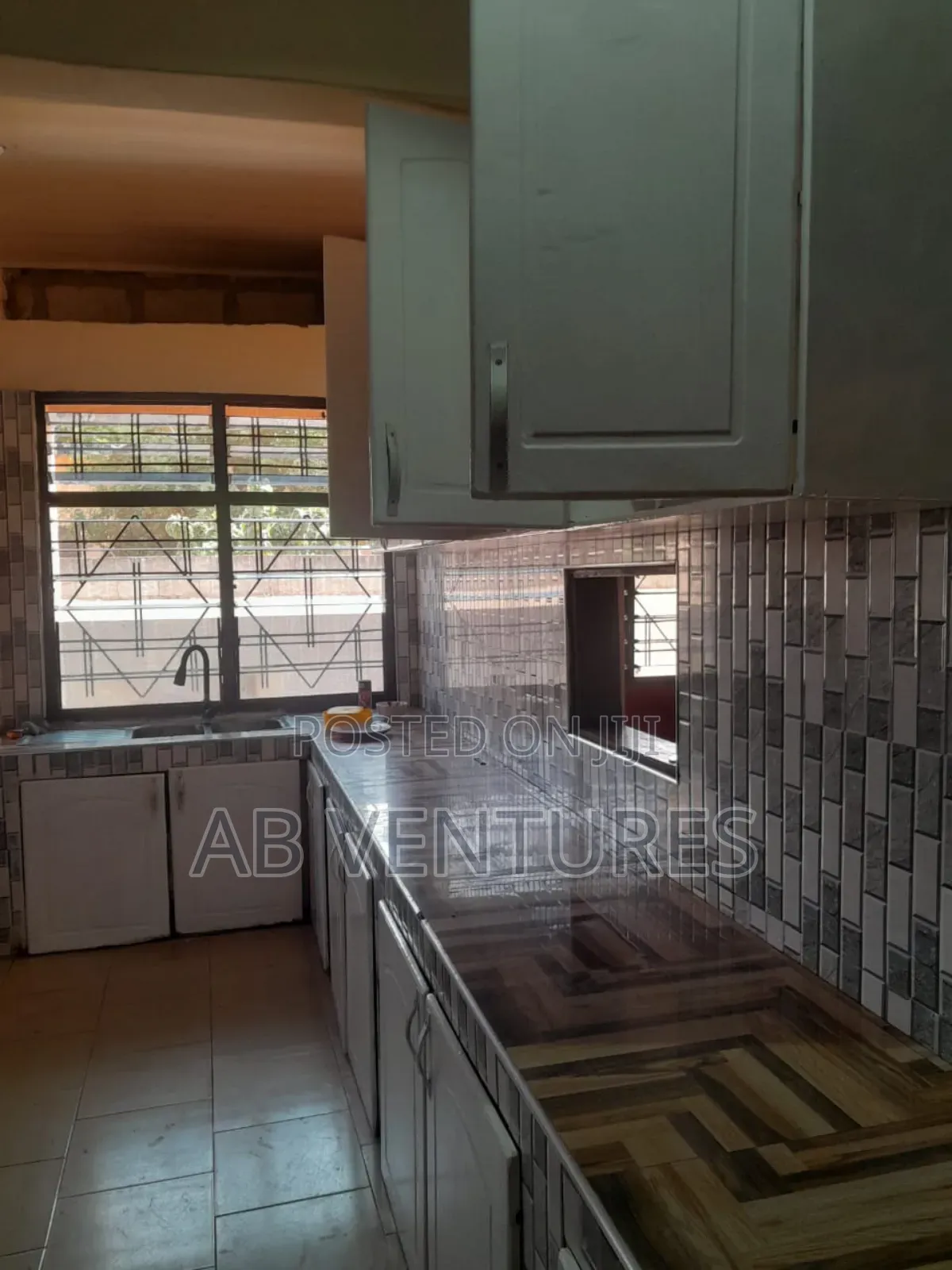 5bdrm Apartment in Ab Ventures, Dodowa for rent